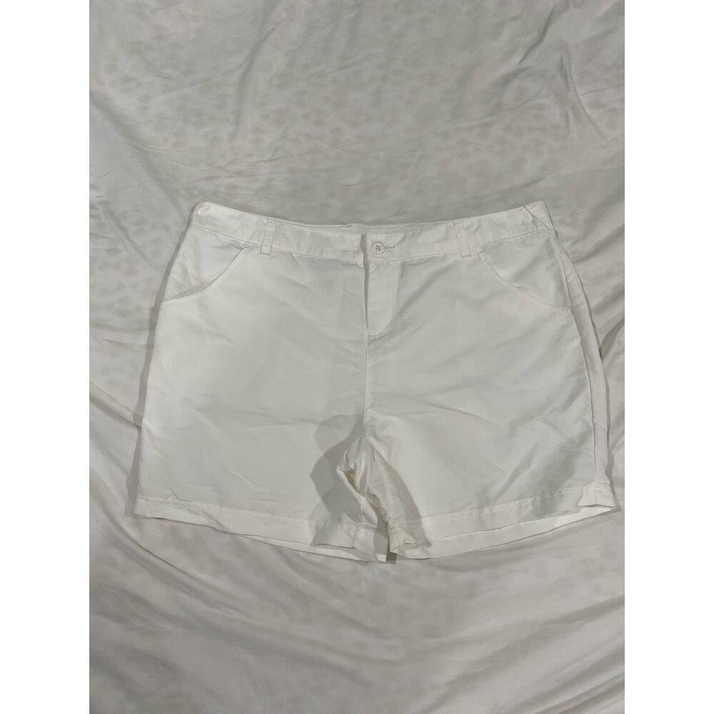 PFG Performance Wear White Womens Quick Dry Shorts Size 16